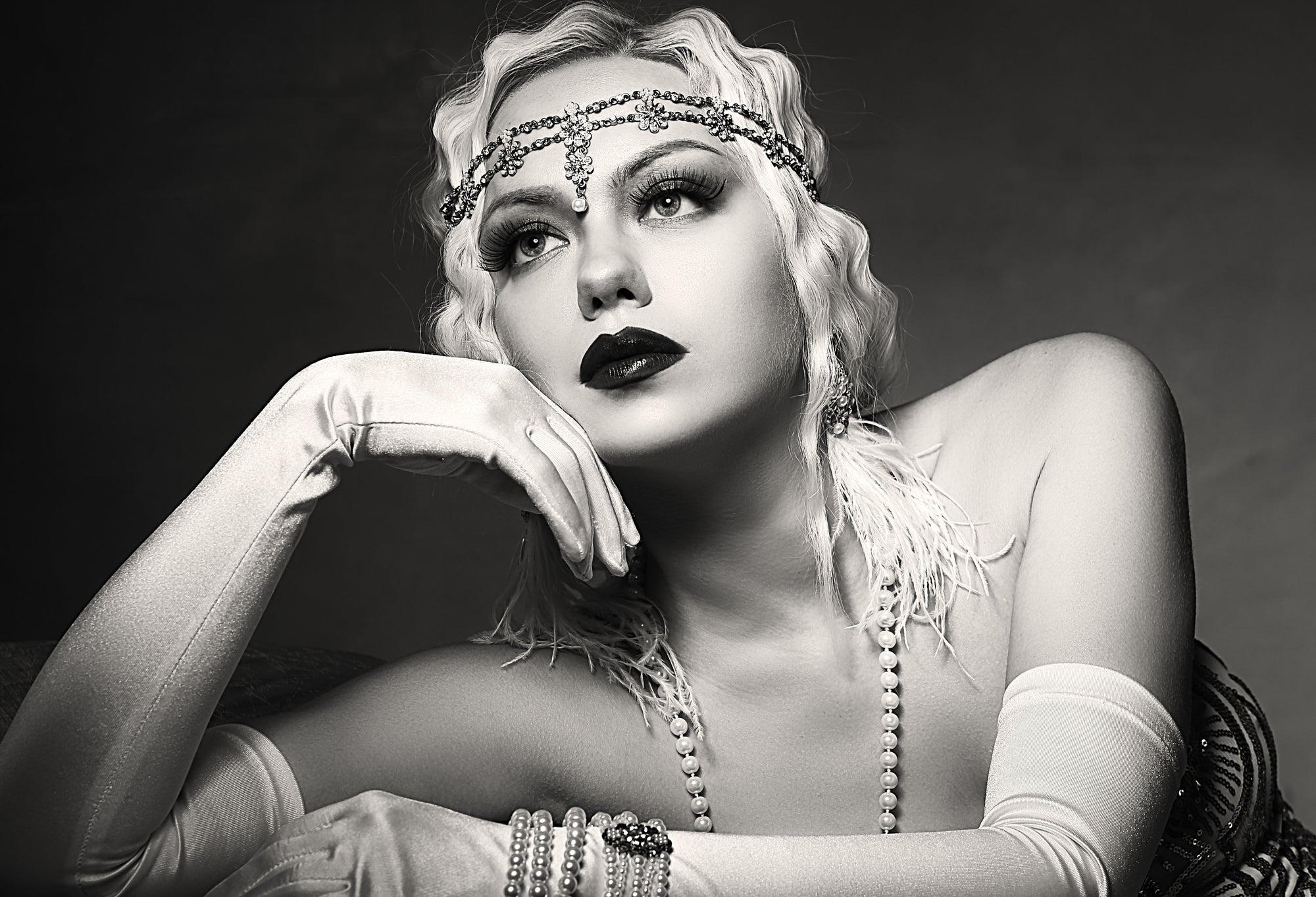 1920's makeup look explained