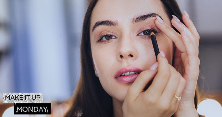 MAKEUP-ARTIST