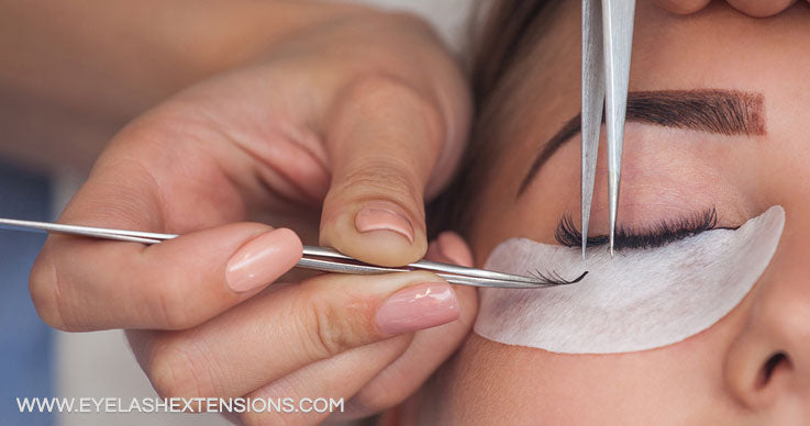 Volume Lash Application