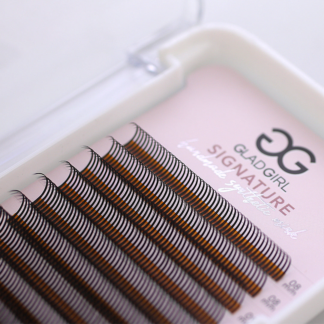 Signature Mink &quot;Wet Lash Look&quot; Closed Lash Fans - D Curl .05 x 8-15mm