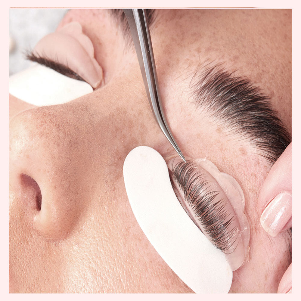 GladGirl Academy Instructor Training - LashLift Eyelash Perming