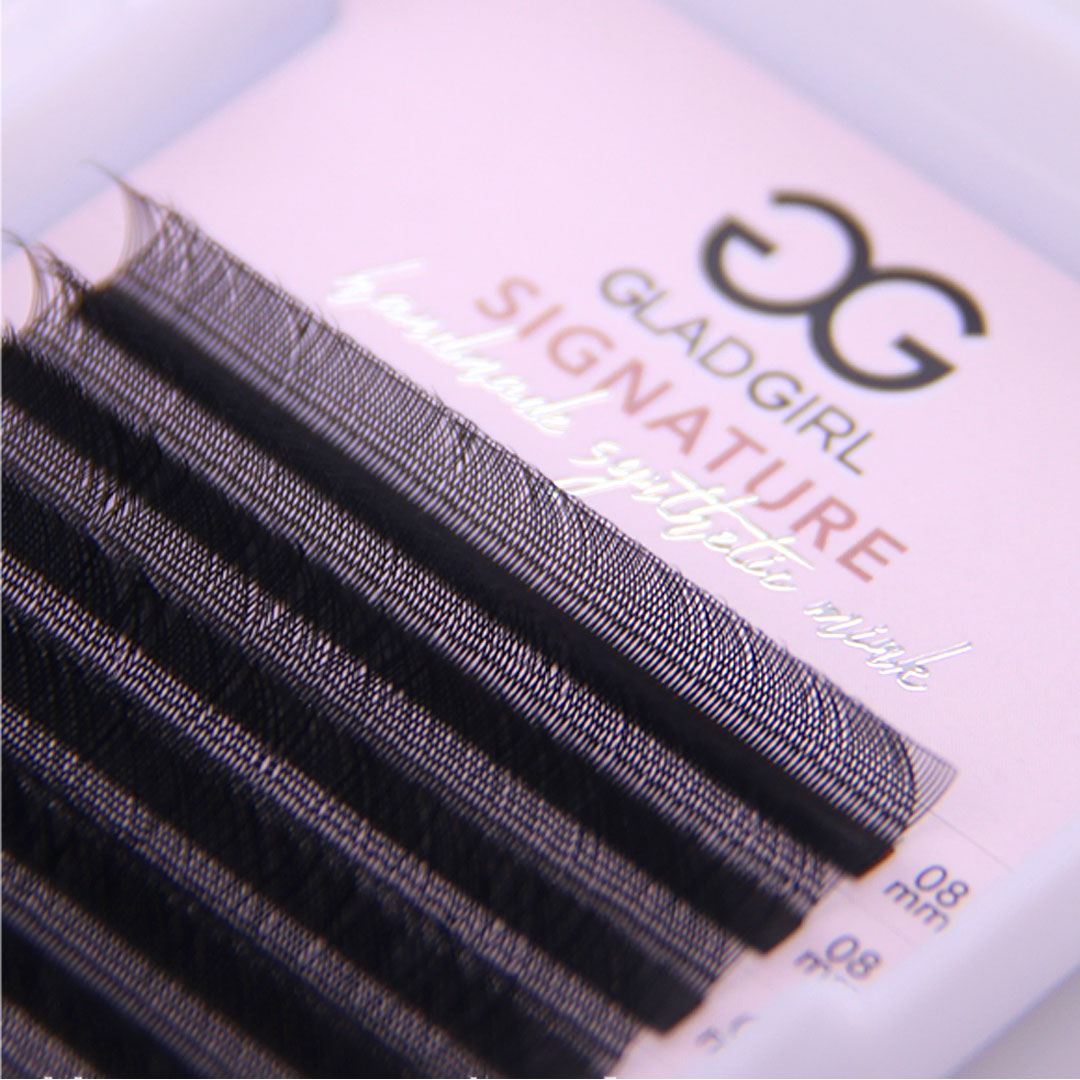 Signature Mink Mixed Length YY Light Wispy Hybrid Lashes