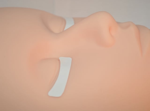 Pre-cut Under Eye Tape - 100 per Quantity