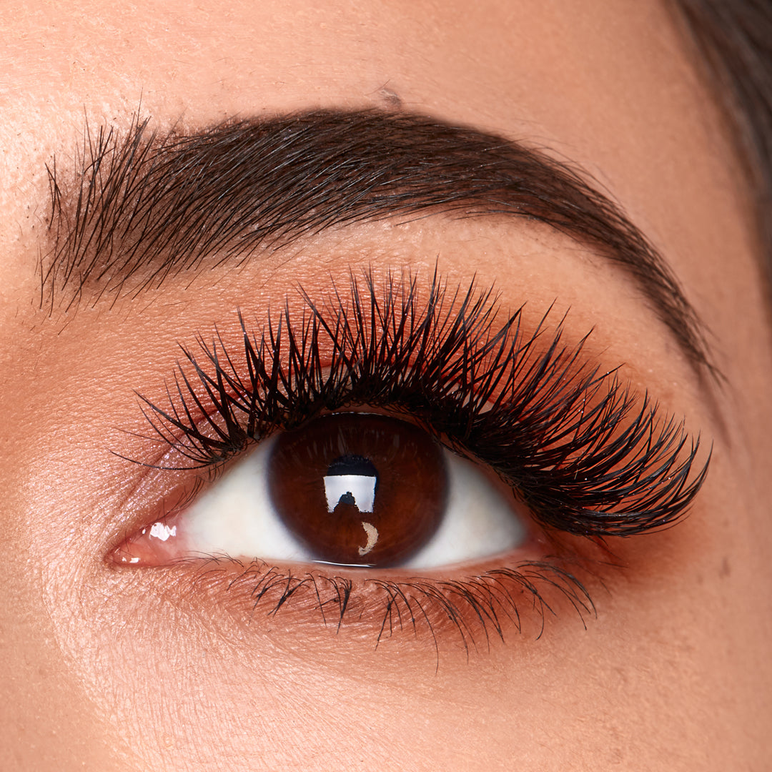 products/GGHybridFullSetEyelashExtensions.jpg