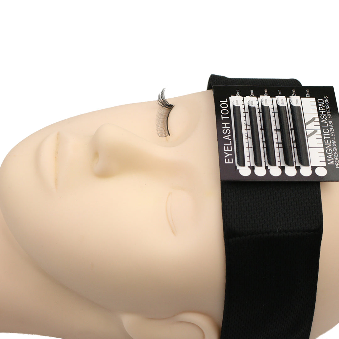 Magnetic Lash Palette demonstration on manequin